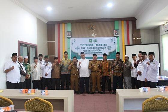 Kepala KUA Bengkalis Apresiasi Muscam MUI: Ustadz Isnaini Terpilih Nahkodai MUI Kecamatan Periode 2026-2031