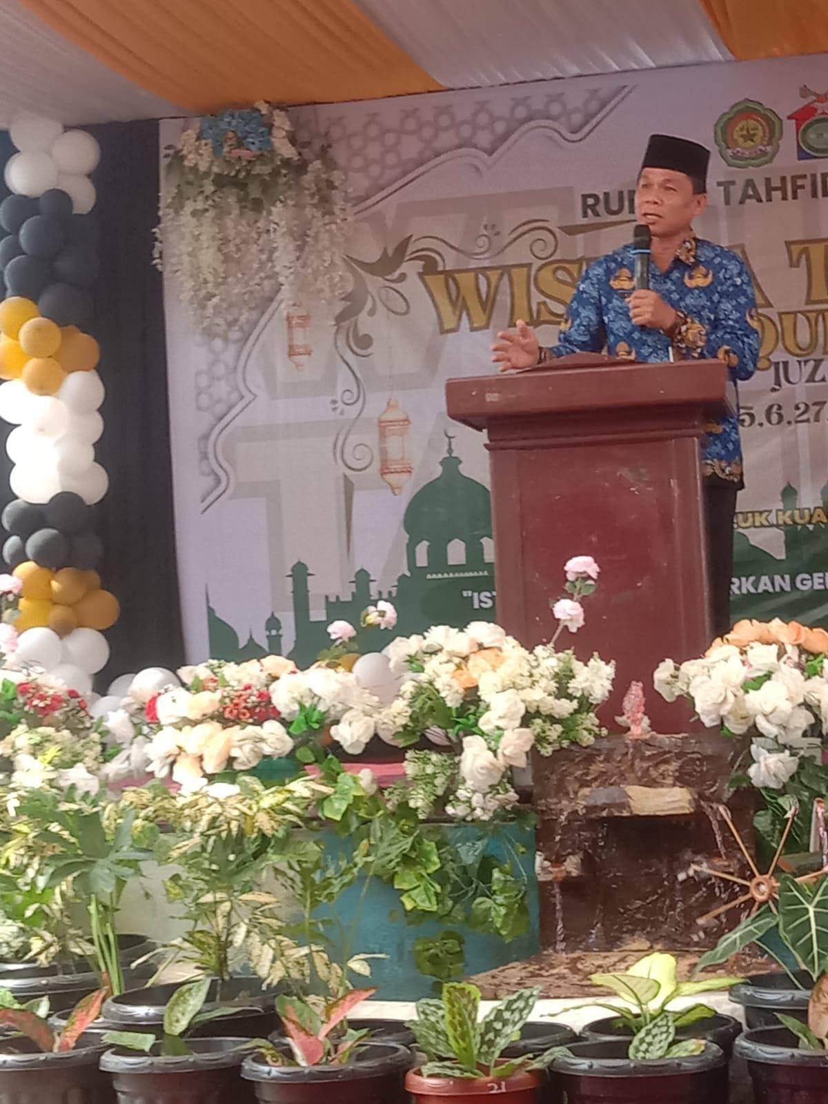 Penghulu KUA Kuantan Tengah Wakili Kakan Kemenag Kuansing pada Wisuda Rumah Tahfidz Ke VIII Yayasan An-Nur Pulau Godang Kari
