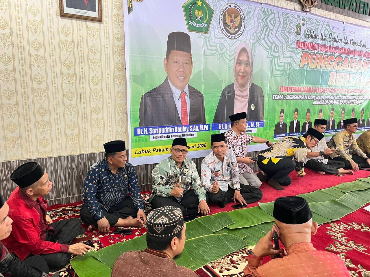 Bukan Sekadar Makan di Atas Daun Pisang, Kemenag Deli Serdang Rawat Kebersamaan Tanpa Kemewahan