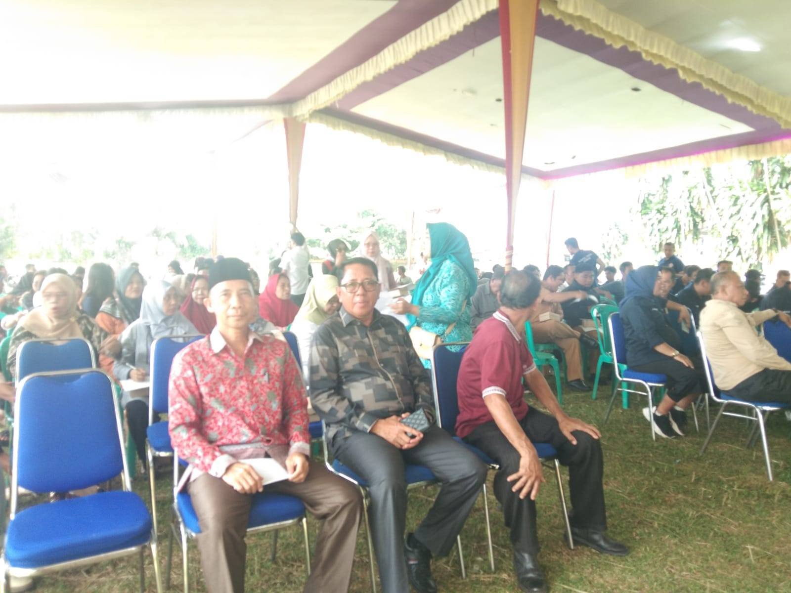 Kepala KUA Lembak Memimpin Doa Reses DPRD Dapil III Muara Enim
