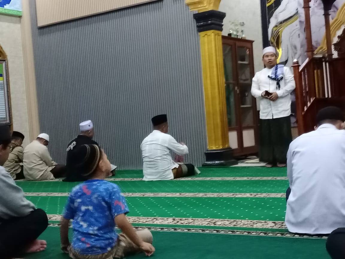 Maksimalkan Sepuluh Malam Terakhir, Ka KUA Sidikalang Sampaikan Kiat Ibadah di Masjid Muhajirin