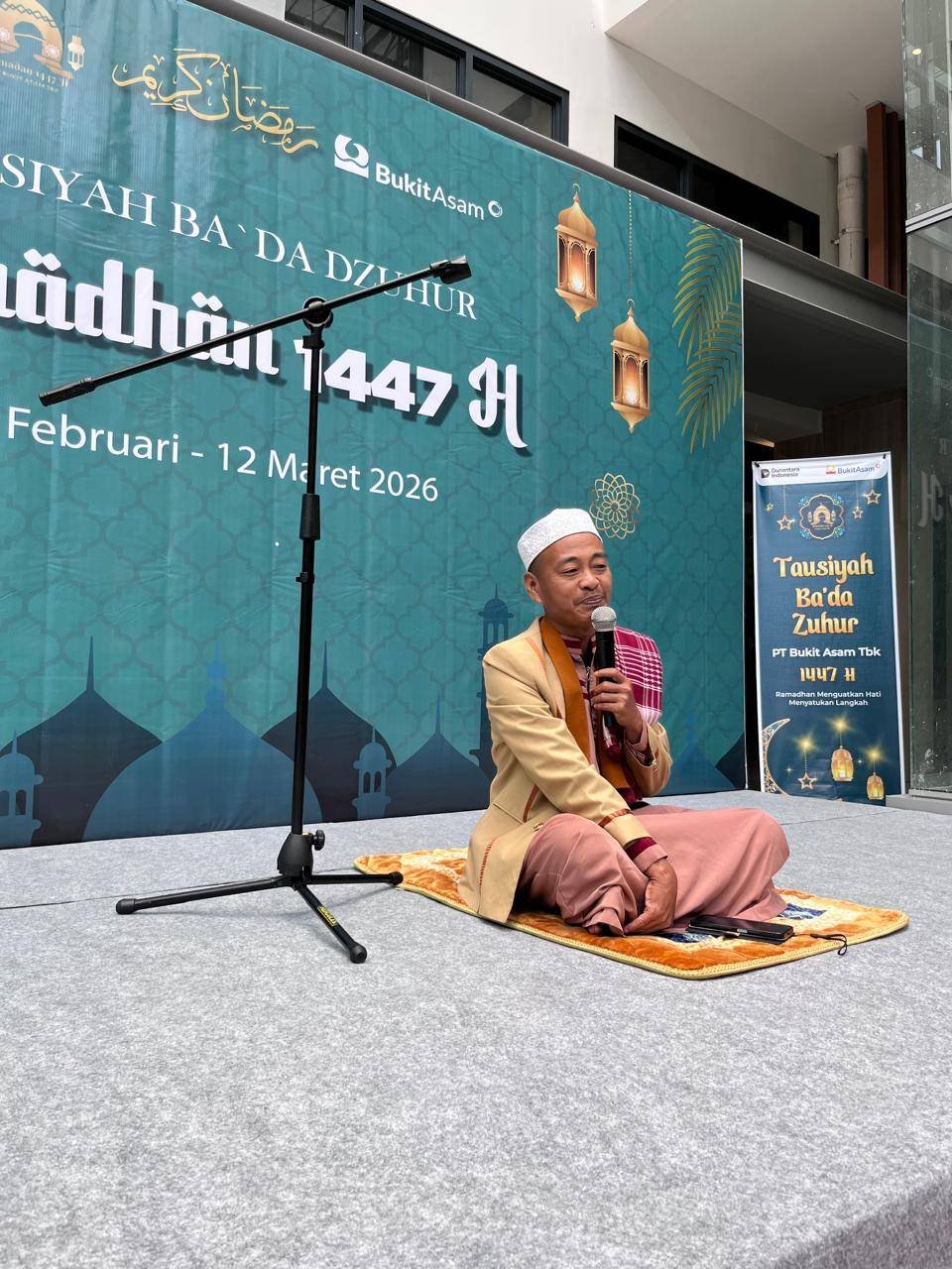 Kepala KUA Benakat menyampaikan Tausiyah Bagi Karyawan PT.BA