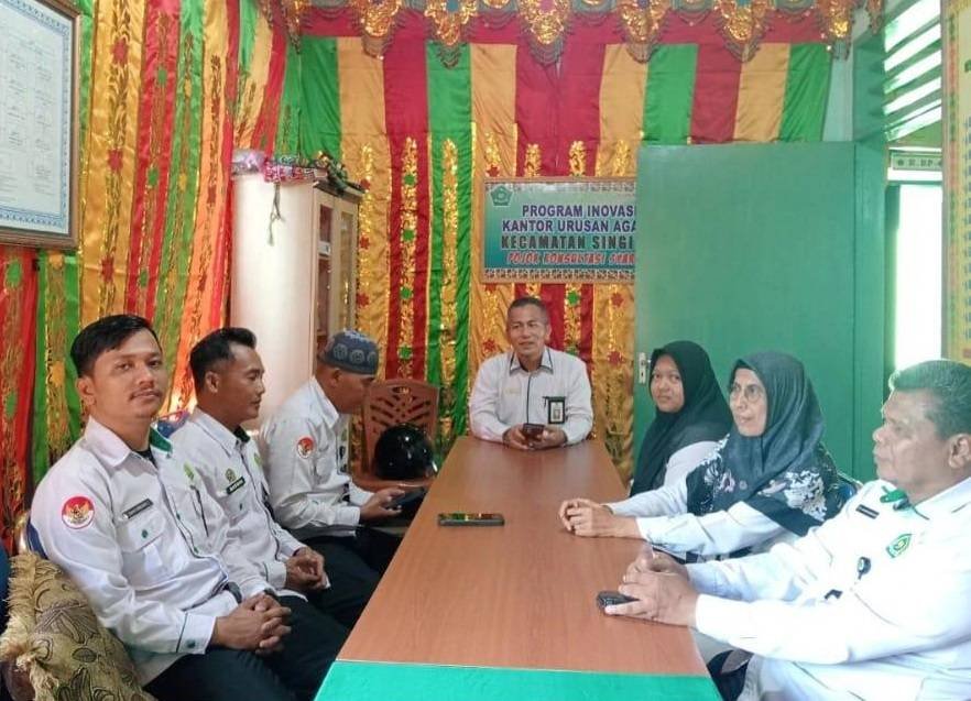 KUA Singingi Gelar Rapat Persiapan Masjid Ramah Pemudik dan Pemasangan Spanduk serta Umbul-umbul di beberapa masjid