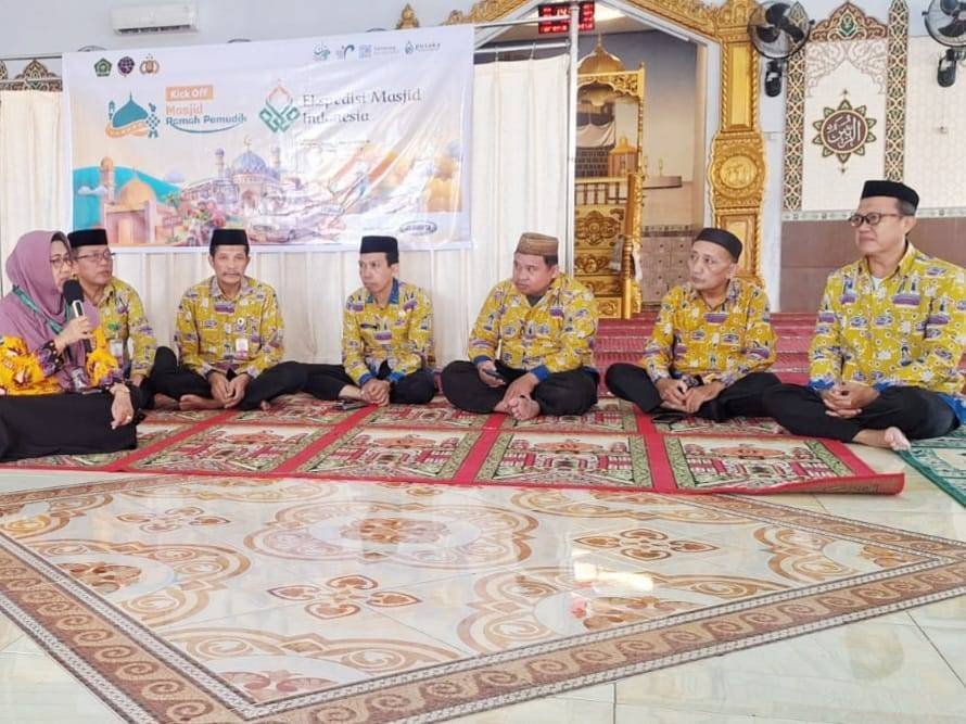 Kepala KUA Kota Tengah Ikuti Kick Off Program 