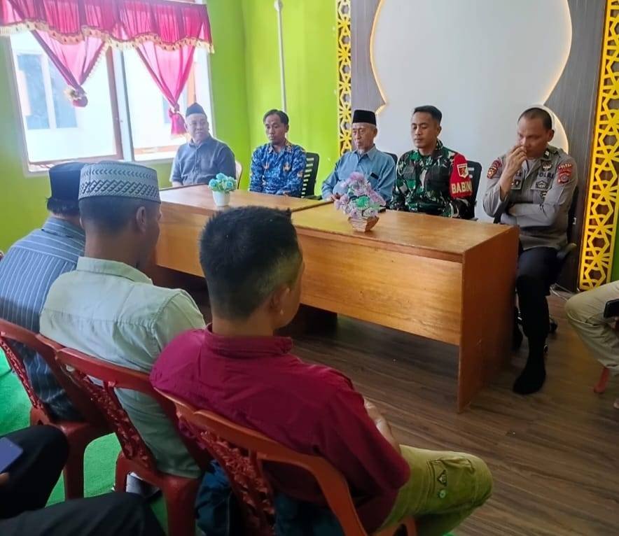 Rapat Persiapan Pawai Takbiran 1447 H / 2026 M, Bertempat Di Aula KUA Kecamatan Pamona Selatan 