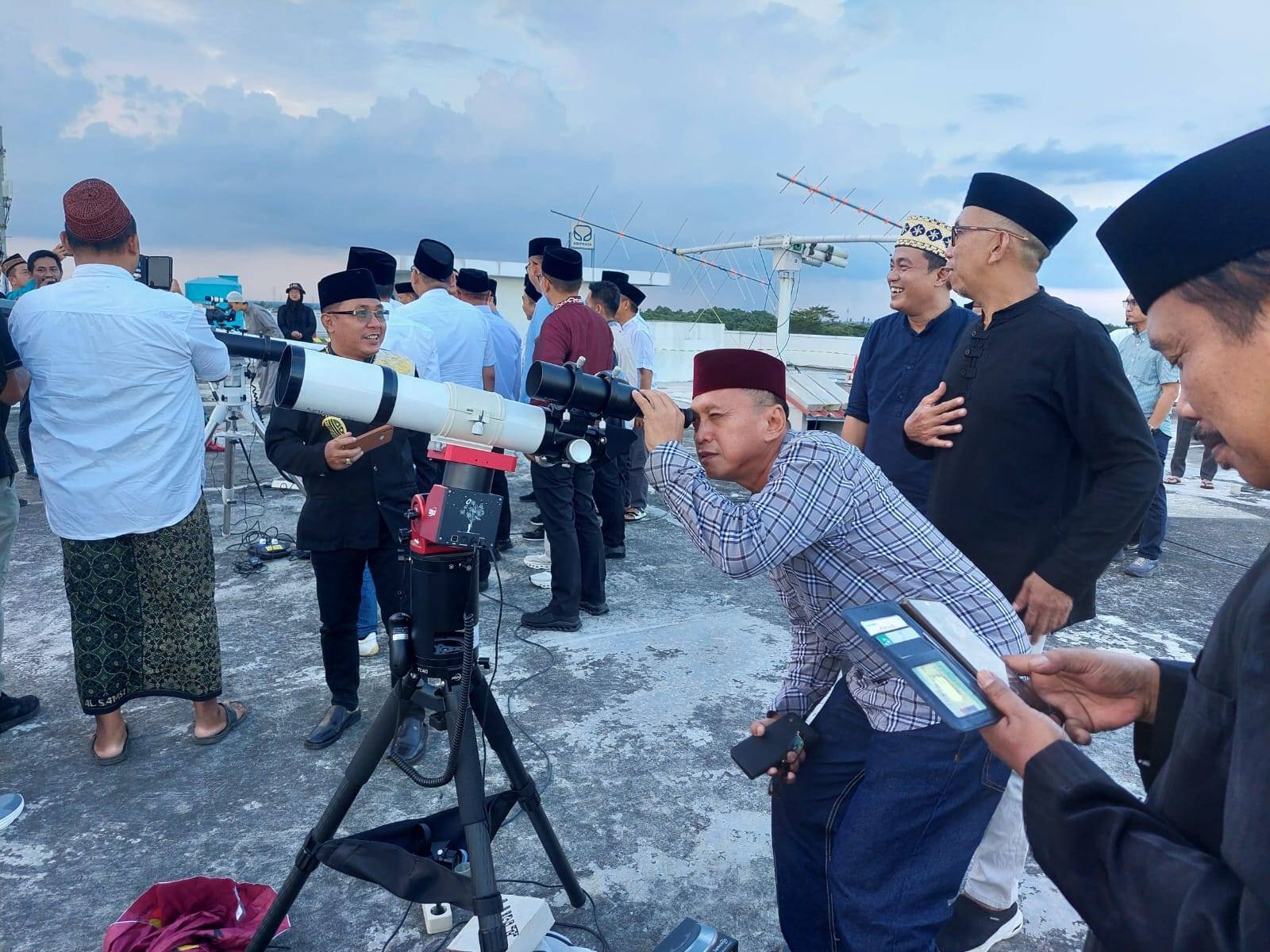 Kepala KUA Way Panji Hadiri Rukyatul Hilal Penentuan 1 Syawal di ITERA