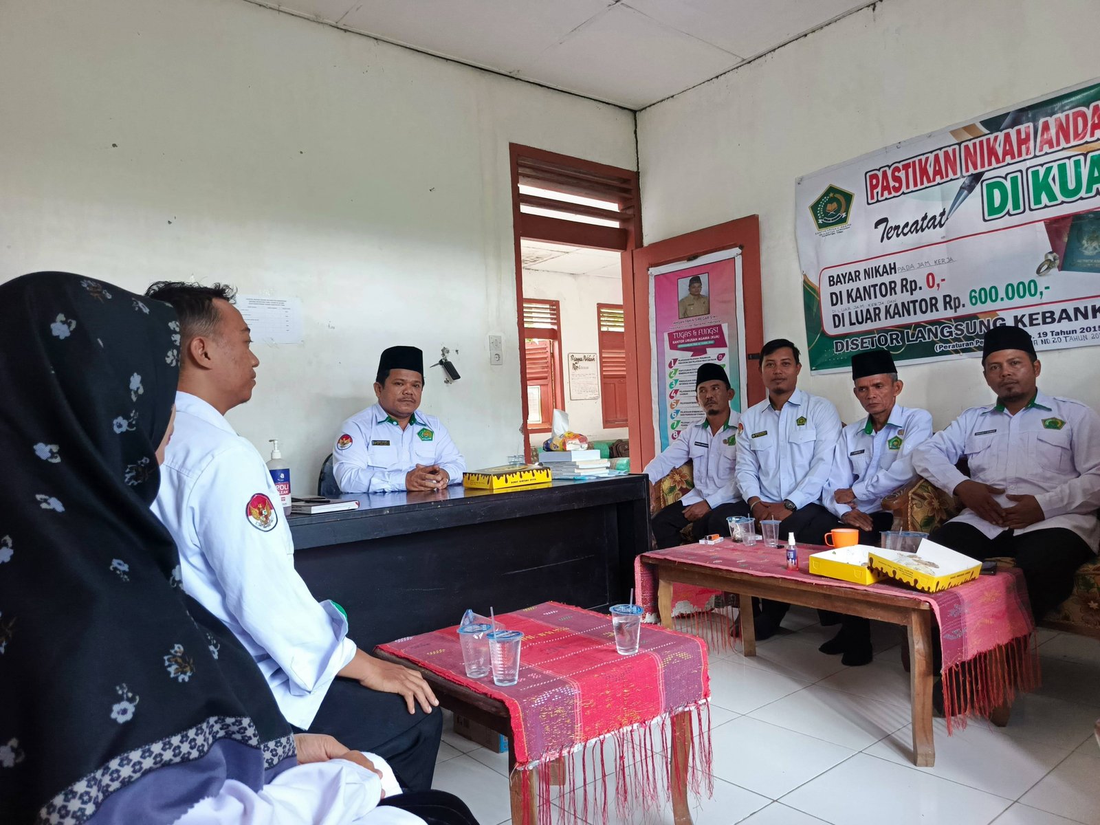 Rapat Kerja Internal KUA Habinsaran, Nassau, dan Borbor Tekankan Optimalisasi Pengelolaan Wakaf