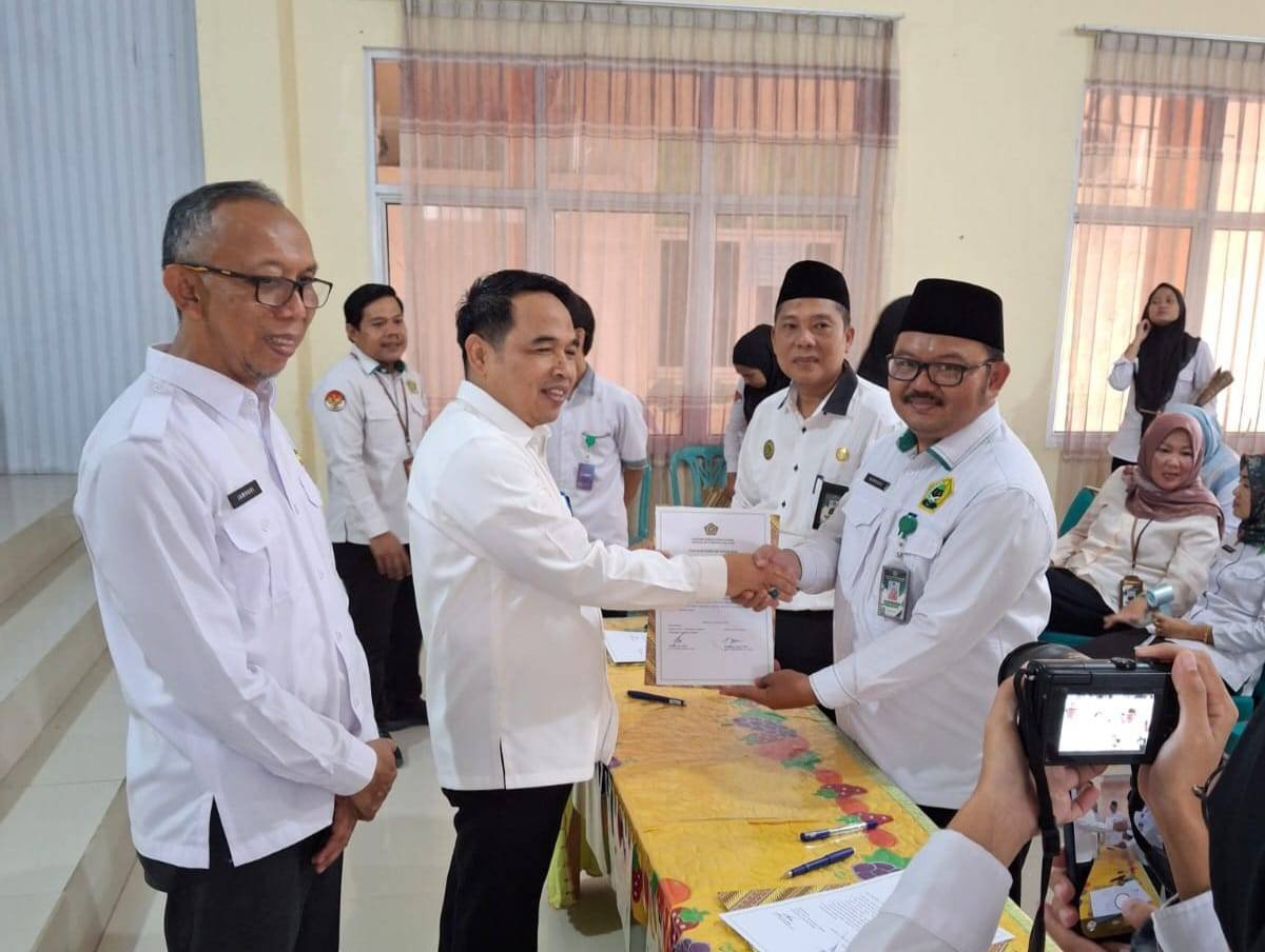 Kepala KUA se-Kabupaten Lampung Selatan Hadiri dan Tandatangani Pakta Integritas Tahun 2026