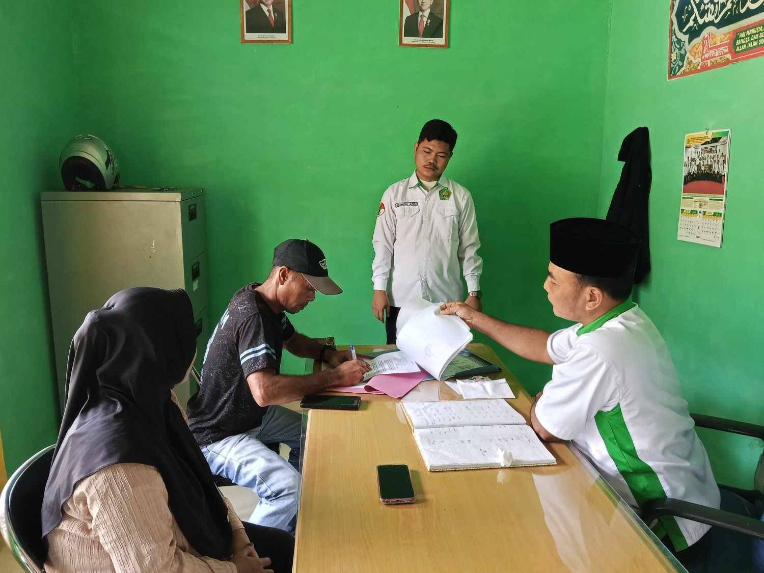 KUA Tuhemberua Layani Pendaftaran Nikah, Langkah Awal ke Jenjang Pernikahan