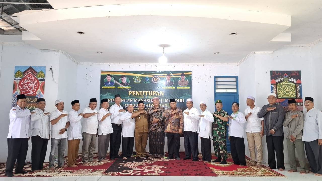 Penutupan Bimbingan Manasik Haji Mandiri Muarasipongi, Ka KUA : Luruskan Niat serta Siapkan Mental dan Fisik 