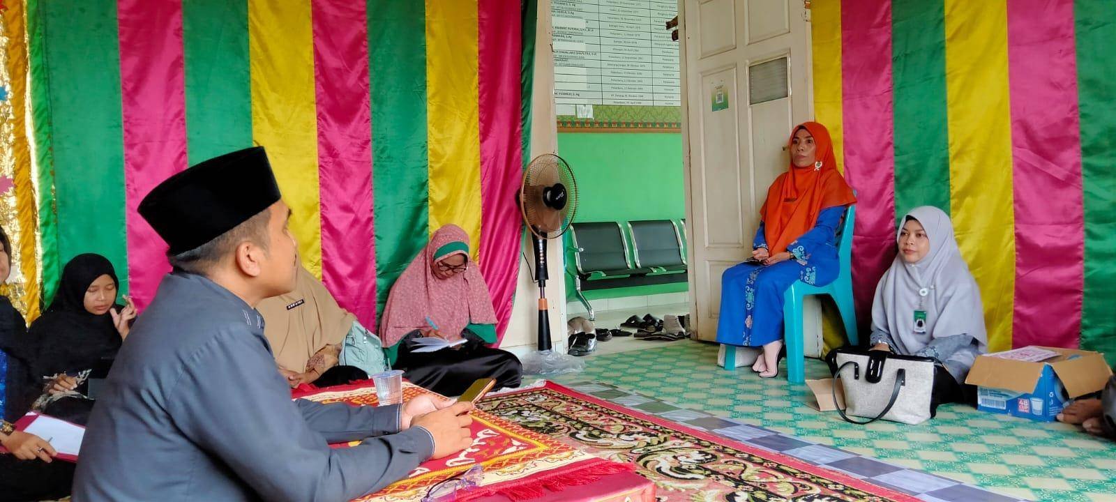 KUA Tenayan Raya Gelar Rapat Perdana, Tekankan Tupoksi dan Peningkatan Etos Kerja