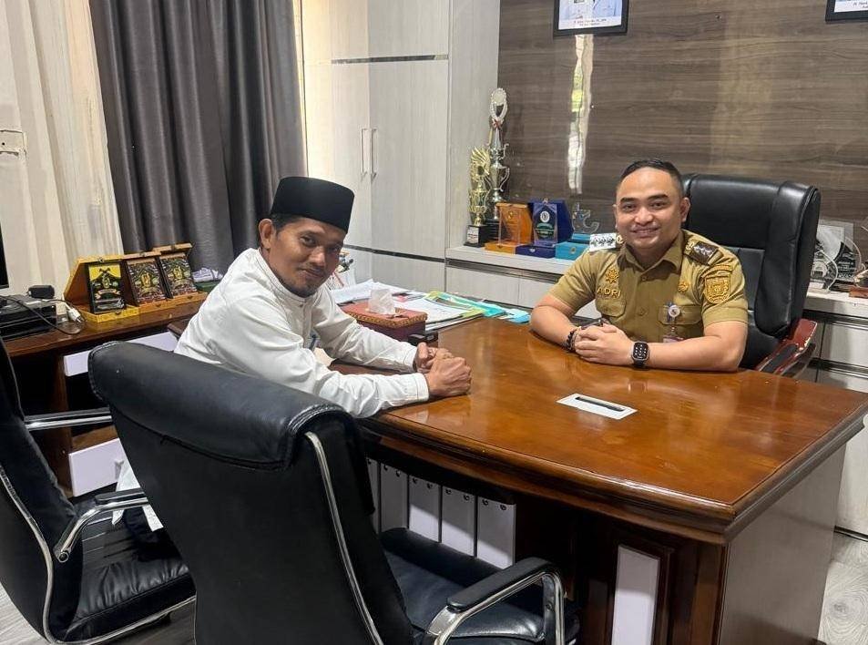 Ka KUA Sukajadi Jalin Silaturahmi dengan Camat, Perkuat Sinergi Program Pemerintah