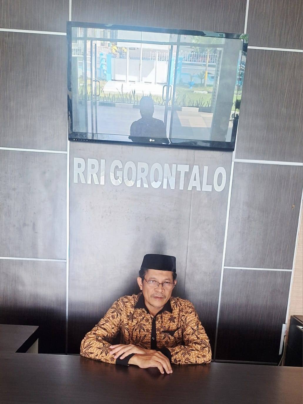 RENUNGAN PETANG: 