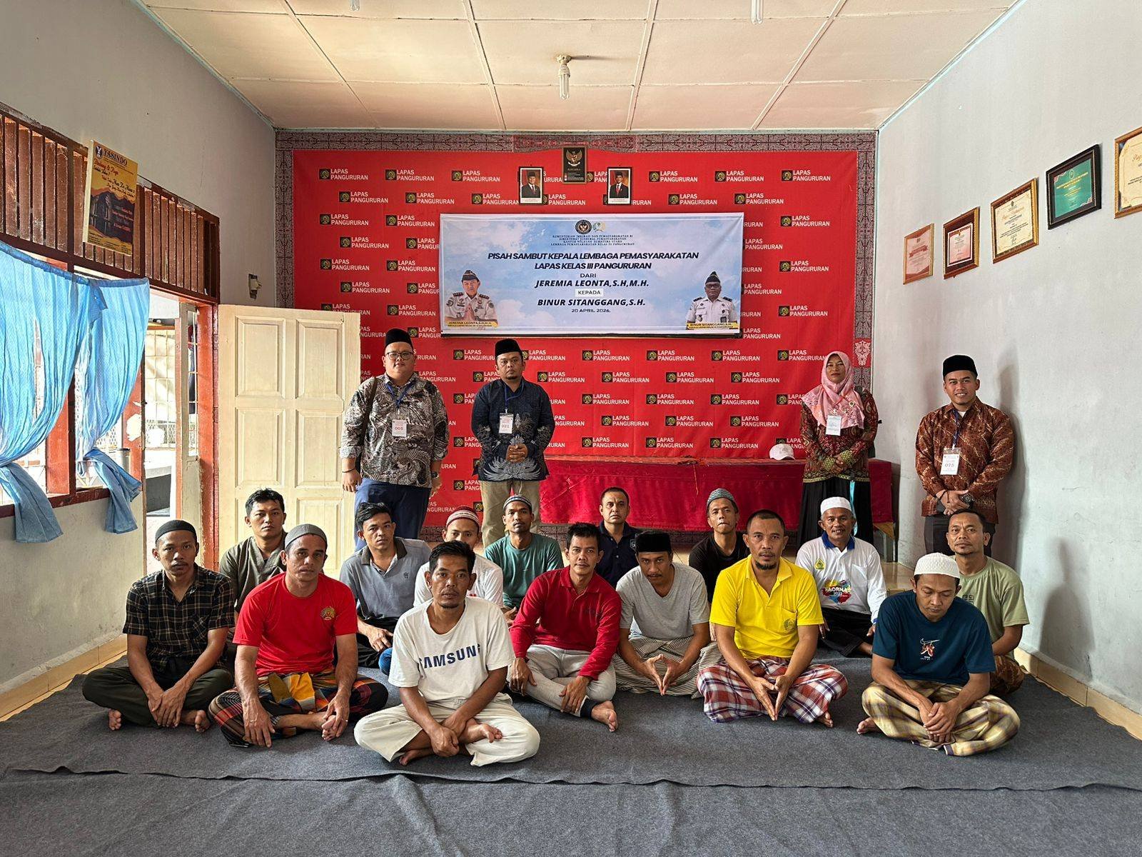 Semangat Membaca Alquran di Balik Jeruji: Penghulu KUA Onan Runggu Bimluh di Lapas Pangururan