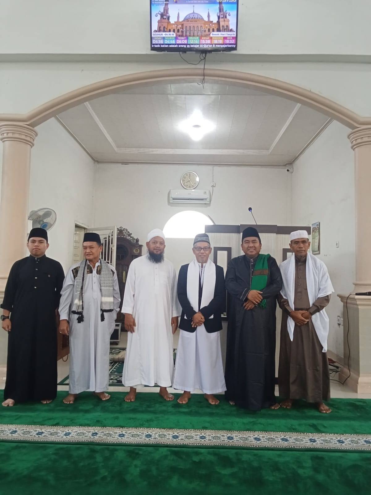 Muhammad Idris, Mendapat Amanah Menjadi Khatib Idul Adha Di Masjid Alhamdulillah.