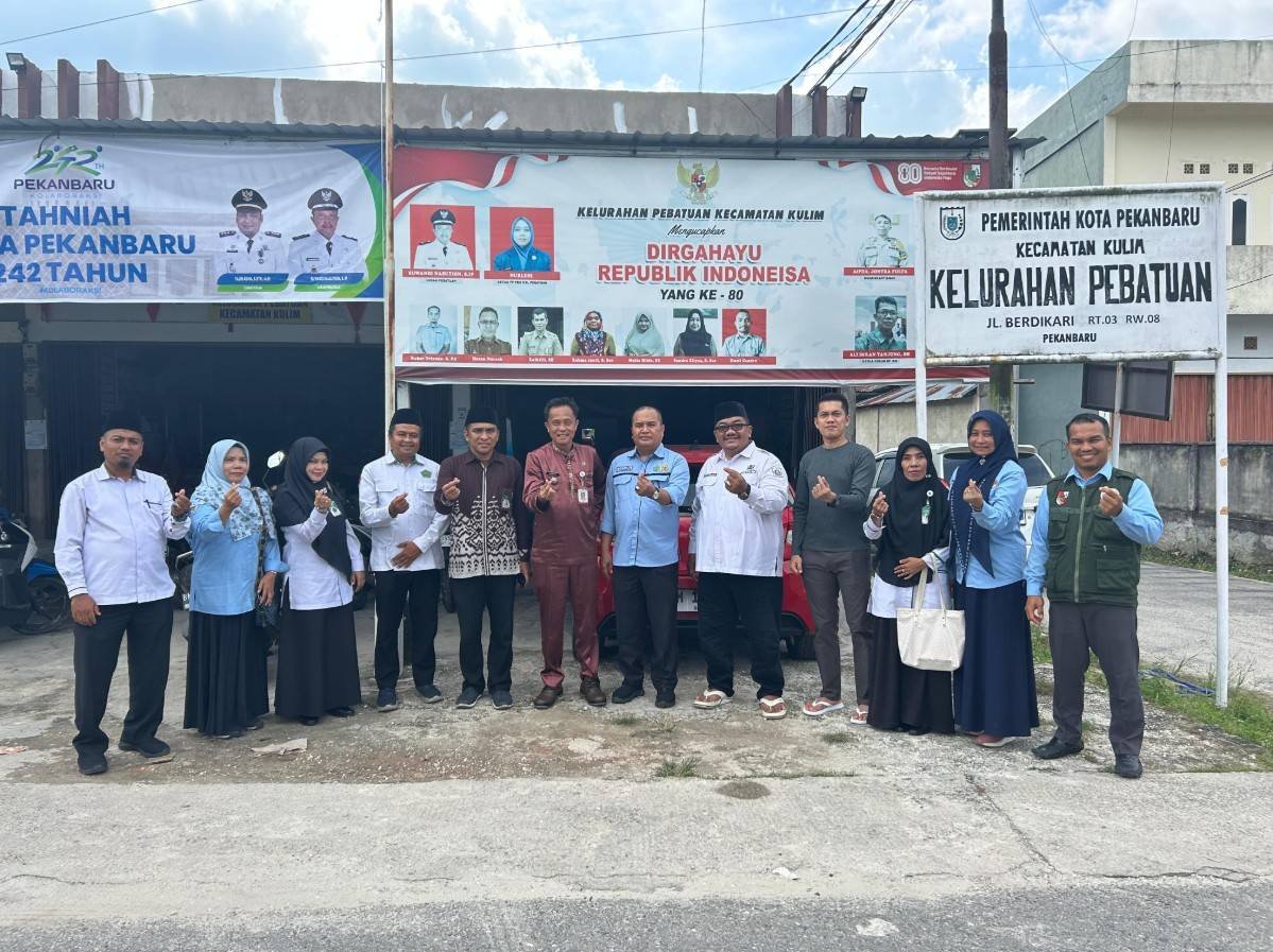 Ka. KUA Tenayan Raya Dampingi Team PZW Audiensi Kampung Zakat di Kelurahan Pebatuan