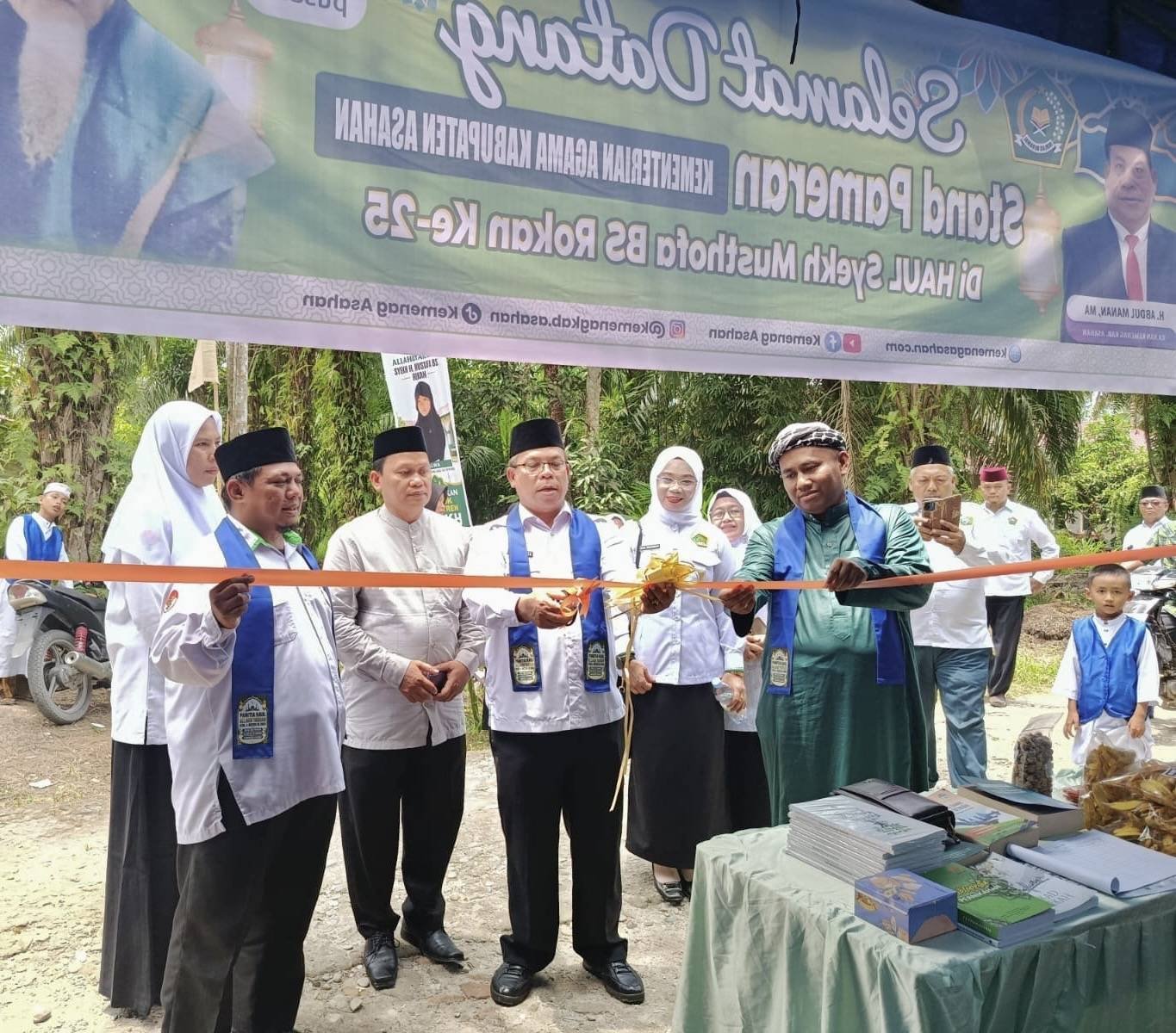 Semarak Haul ke-25 Syekh H. Mustafa BS Rokan, KUA Sei Kepayang Dukung Pembukaan Bazar dan Pameran