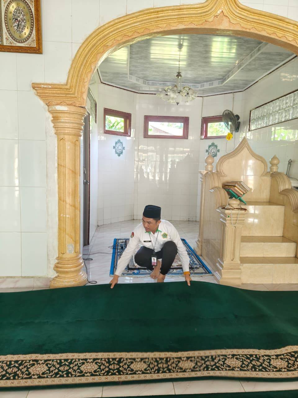 KUA Gunungsitoli Utara Hidupkan Semangat Geber Mas di Masjid Syuhada