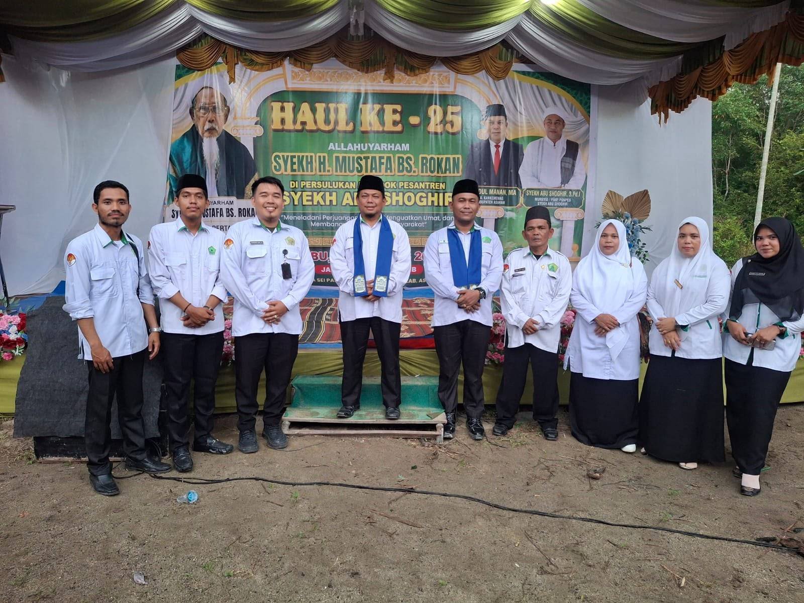 KUA Sei Kepayang Hadiri Puncak Haul ke-25 H. Syekh Mustafa BS Rokan