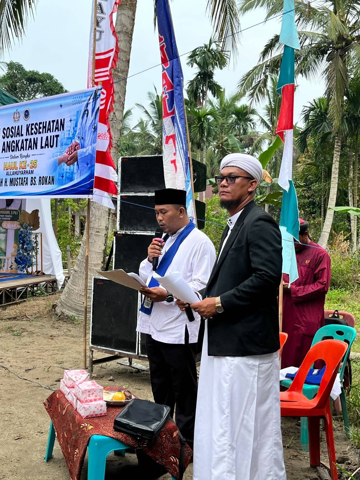 Penghulu KUA Sei Kepayang Jadi Pembawa Acara pada Puncak Peringatan Haul ke-25 H. Syekh Mustafa BS Rokan