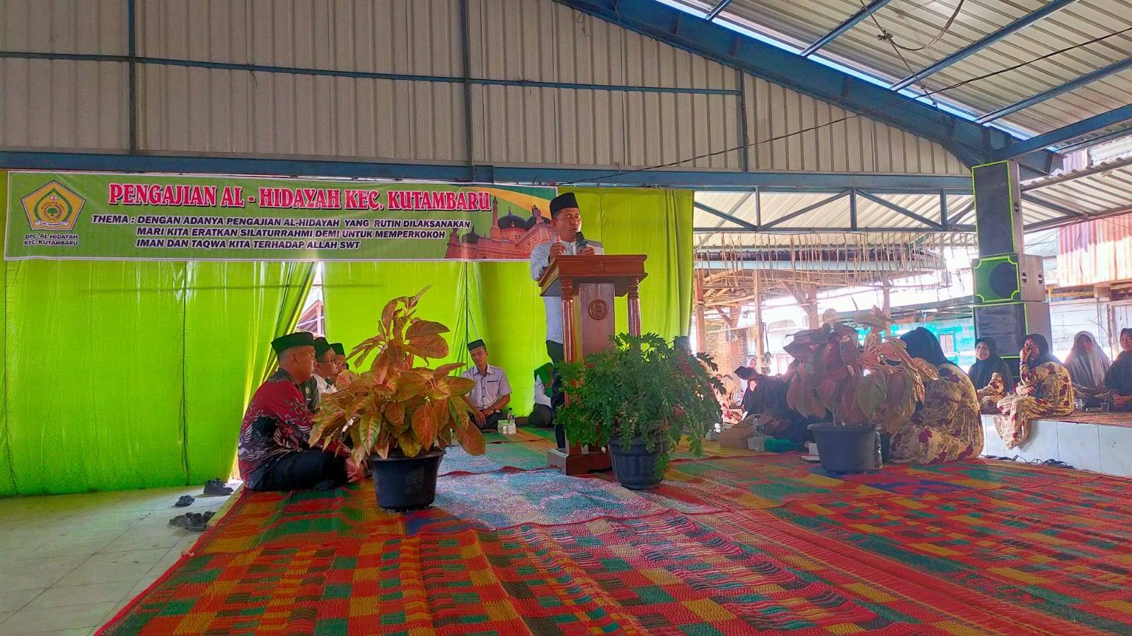 KUA Kutambaru Hadiri Pengajian Al-Hidayah, Pererat Silaturahmi dan Pembinaan Keagamaan Masyarakat