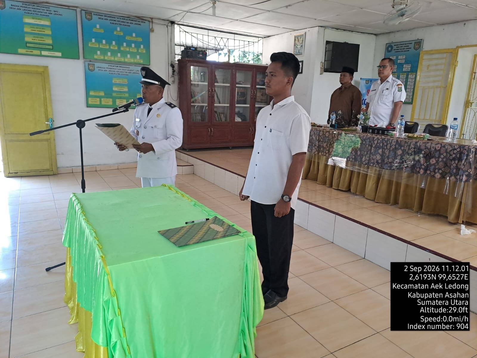 Kepala KUA Hadiri Dan Pimpinan Doa Pelantikan Kaur Tata Usaha Dan Umum Desa Aek Ledong