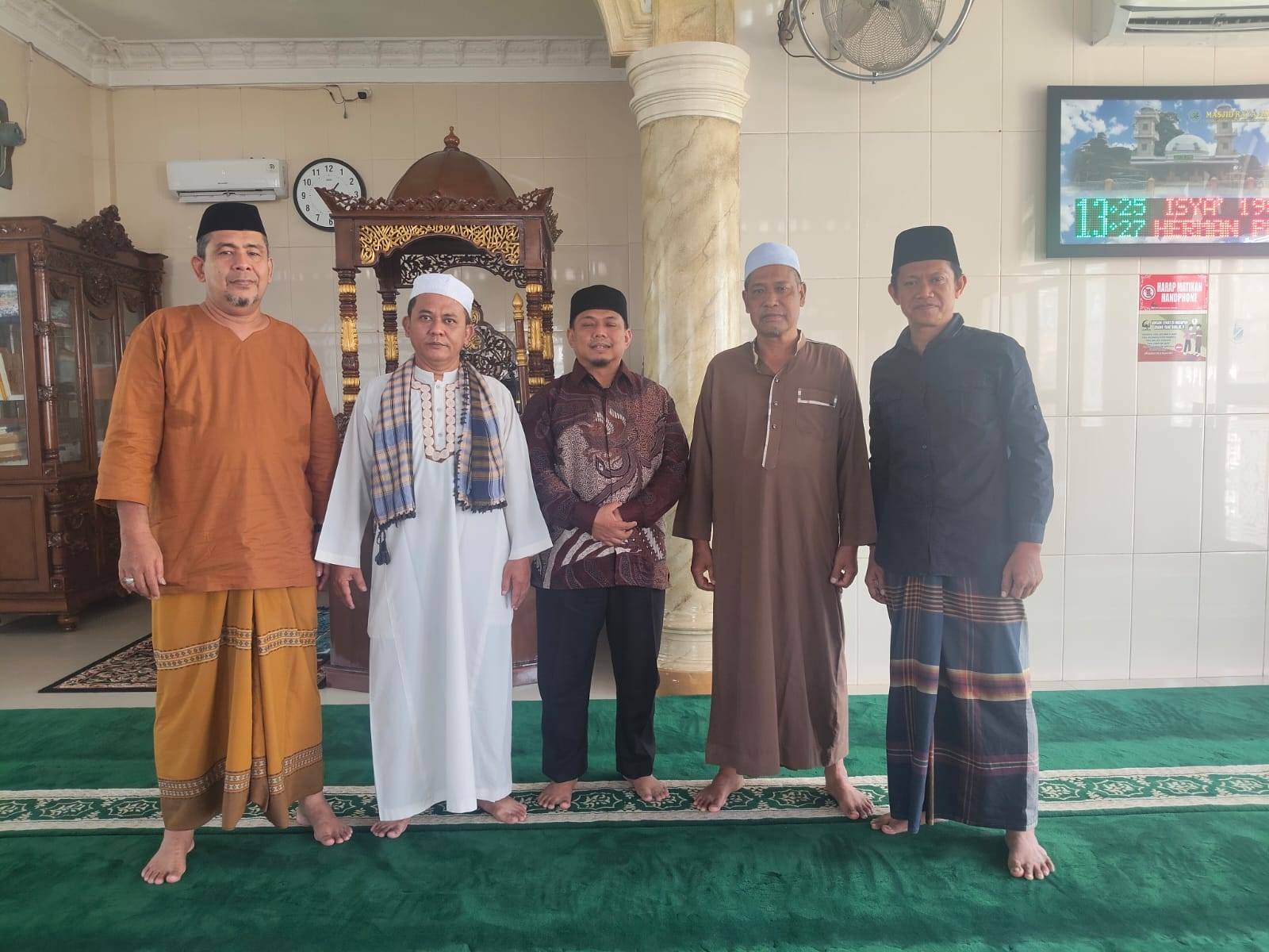 KUA Aek Ledong Gelar Safari Jum’at Di Masjid An-Nur, Sosialisasikan Pentingnya Pengelolaan Wakaf