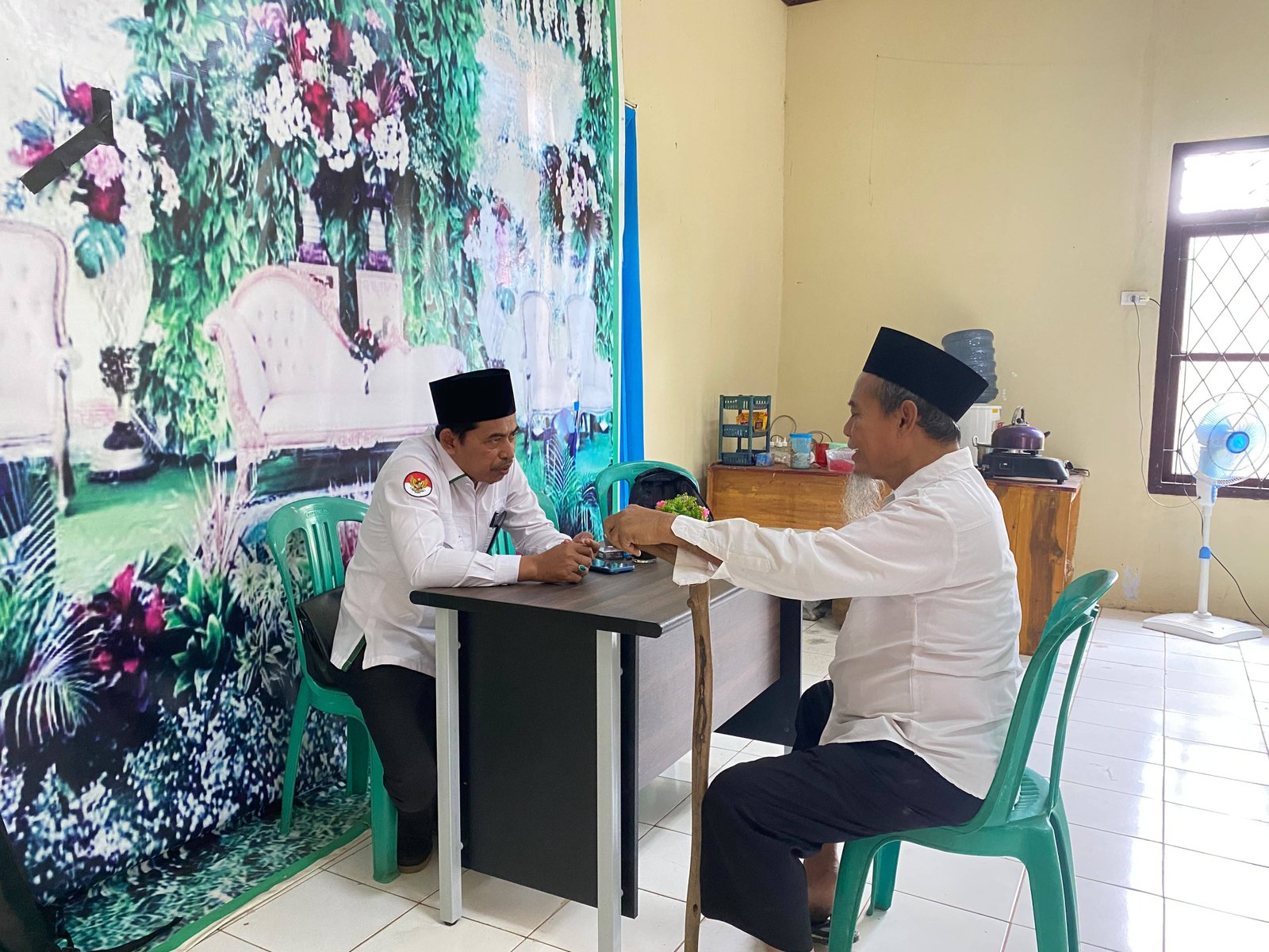 Kepala KUA Mataram Baru Berikan Layanan Konsultasi Keluarga