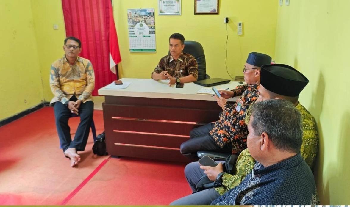 Kepala KUA Marpoyan Damai Gelar Rapat Persiapan MTQ Tingkat Kelurahan dan Kecamatan tahun 2026