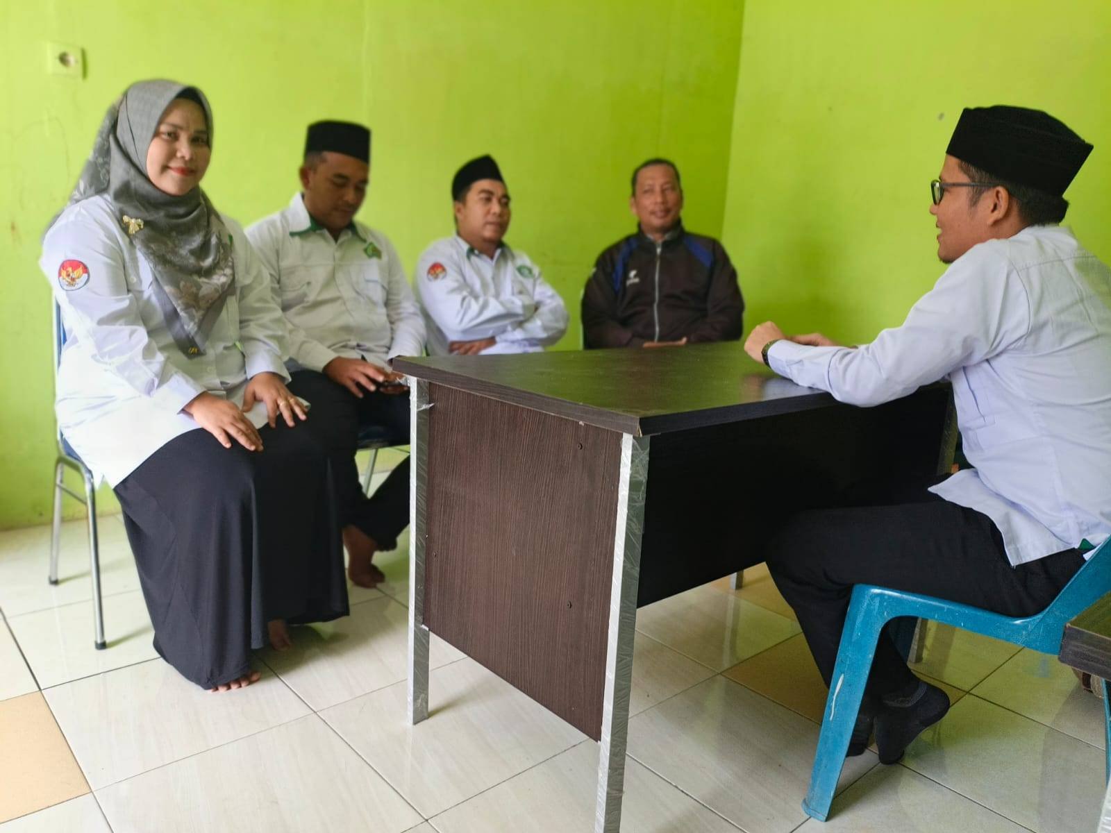 Pasca Pelantikan Kepala KUA Definitif, KUA Pamatang Silimahuta Gelar Rapat dan Silaturahmi Perdana