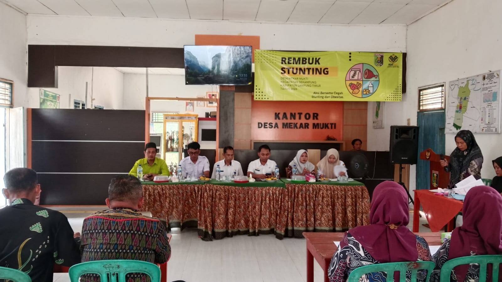 Cegah Stunting dari Hulu, Penyuluh Agama KUA Sekampung Sampaikan Perspektif Agama di Desa Mekar Mukti
