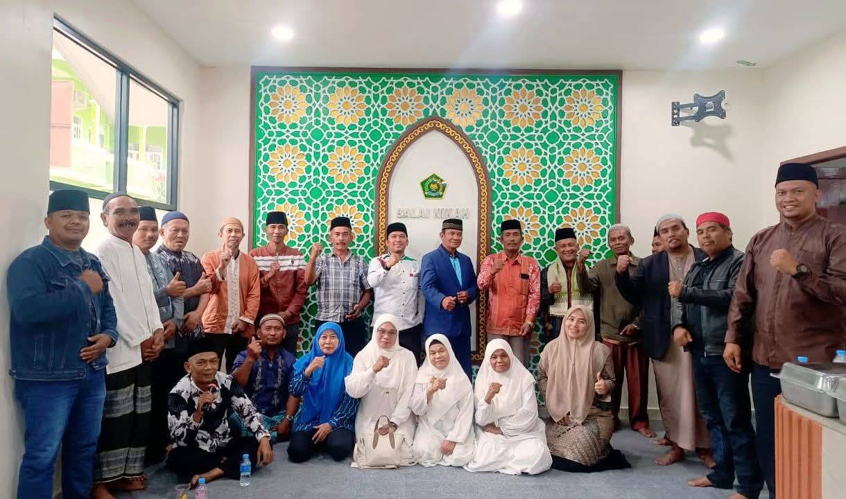 KUA Berastagi Gelar Ramah Tamah Bersama BKM, PHBI dan Jamiyatul Muslimat
