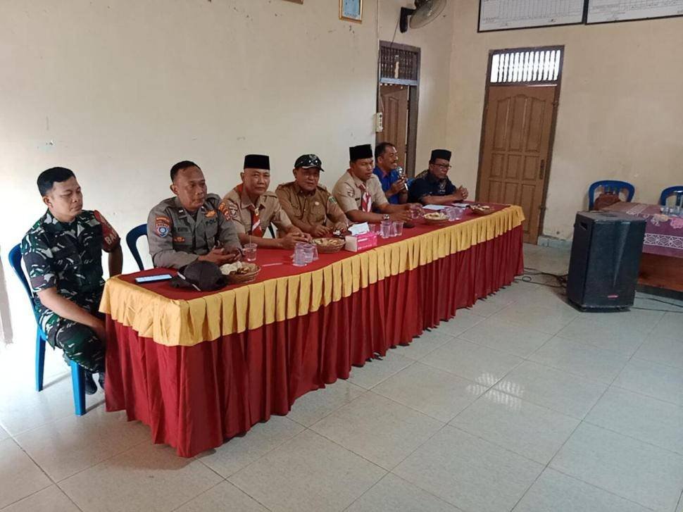KUA Sekampung Udik Dukung Persiapan Perkemahan Hari Pramuka ke-65 dan LT II