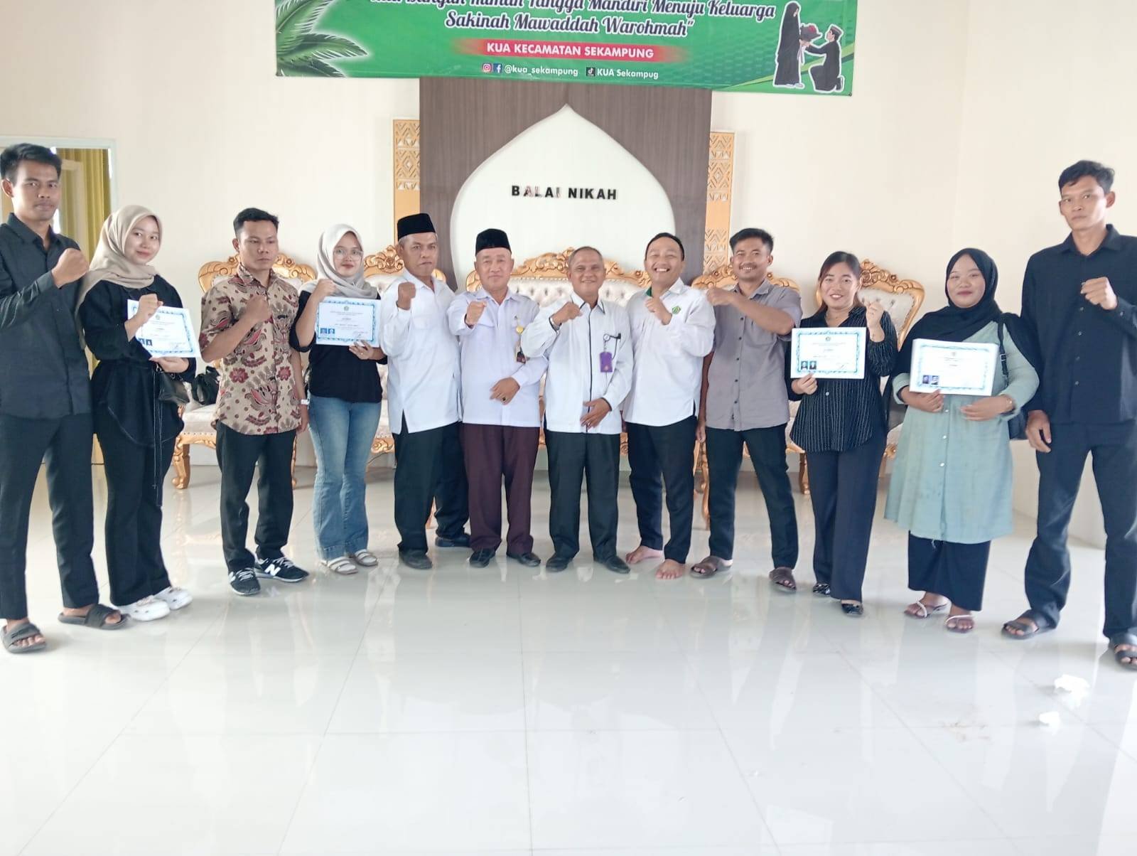 Cegah Risiko Pernikahan, Penyuluh Agama KUA Sekampung Berikan Suscatin kepada Empat Pasangan