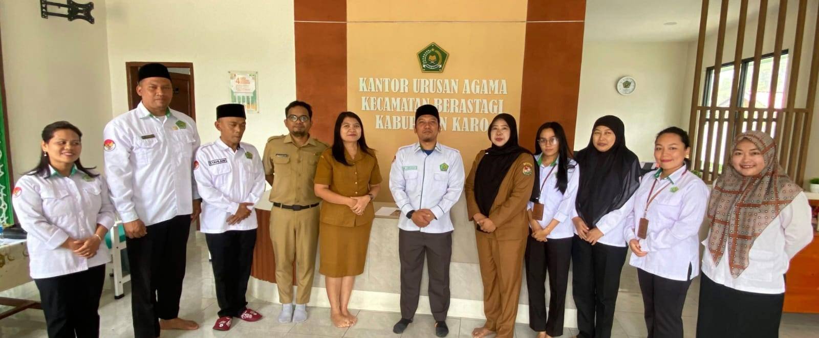 KUA Berastagi dan Disdukcapil Karo Perkuat Sinergi Administrasi Kependudukan Pasca Pernikahan
