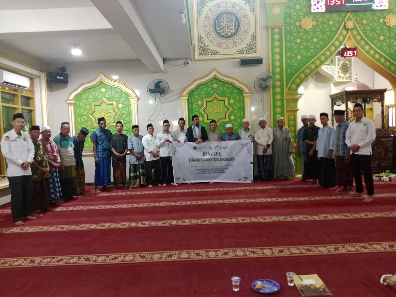 Penghulu KUA Lau Edukasi Jamaah Nurul Mukminin Belang Belang tentang Membangun Keluarga Sakinah