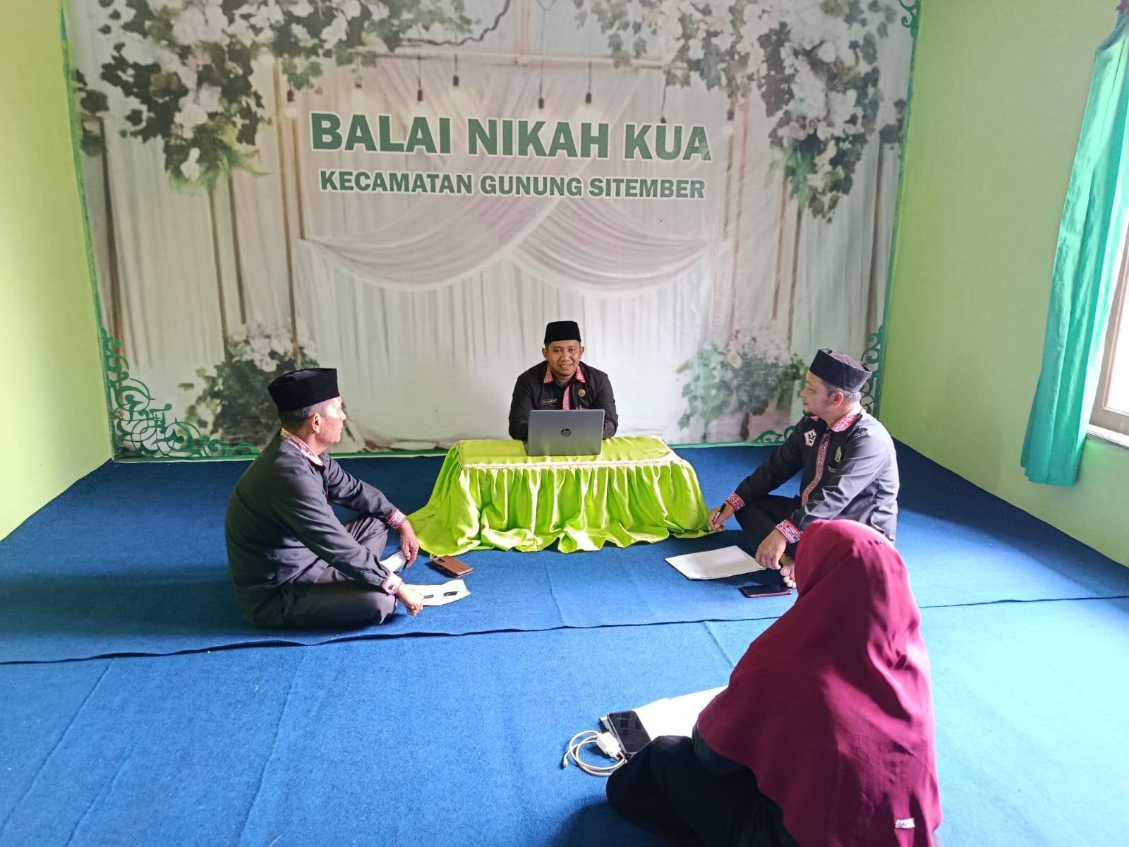 Rapat Koordinasi KUA Gunung Sitember Bahas Tindak Lanjut Entry BPK RI dan Inventarisasi Barang