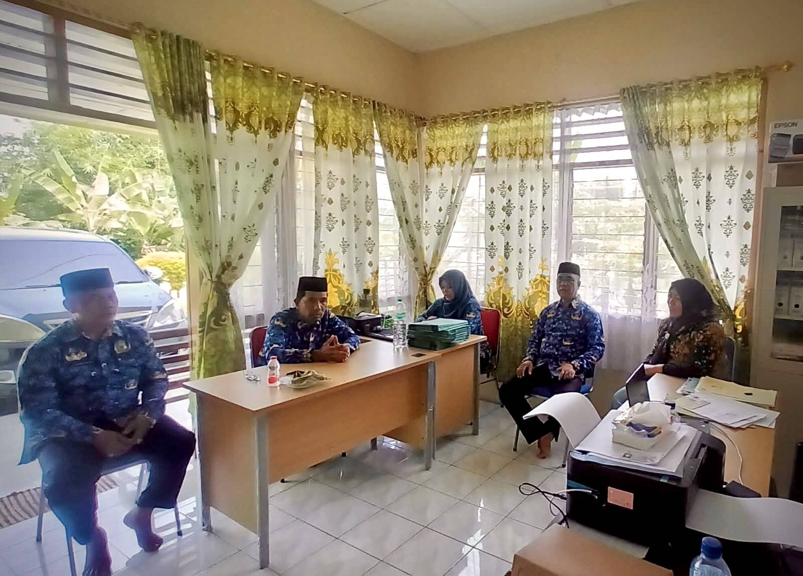 Kepala KUA Pimpin Rakor, Perkuat Kinerja KUA Biru-Biru