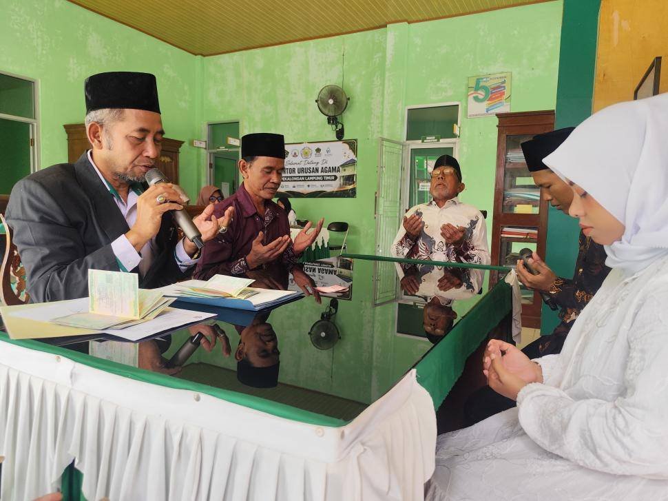 KUA Pekalongan Layani Akad Nikah di Kantor Secara Khidmat