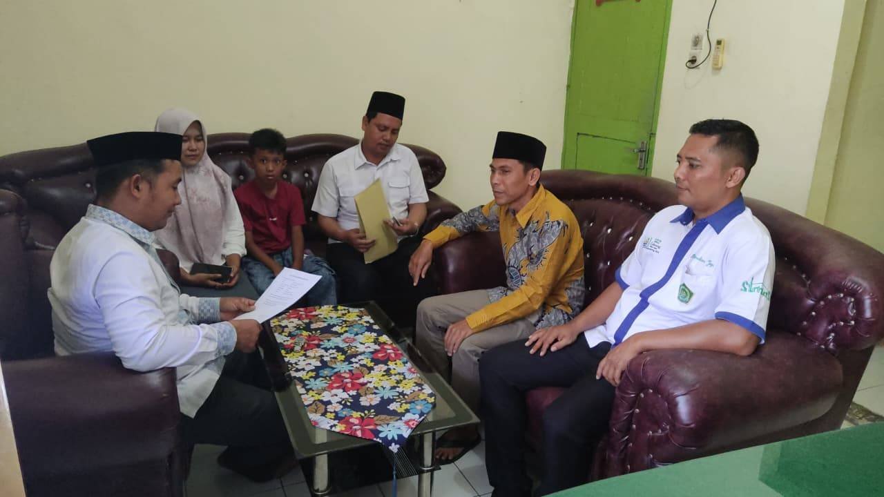 Kepala KUA Simpang  Empat Berikan Bimbingan dan Konsultasi bagi Calon Mualaf