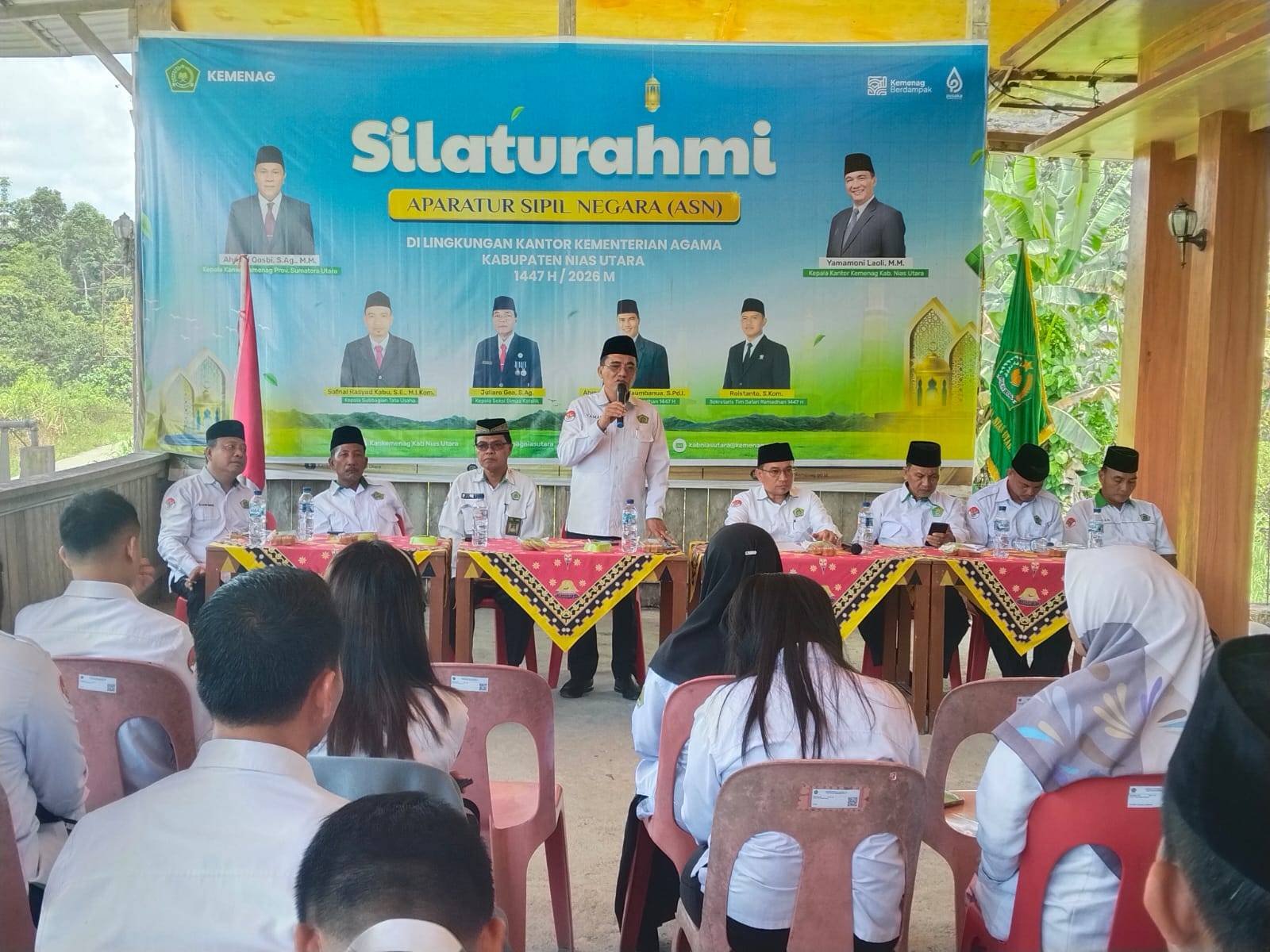 Kepala KUA Tuhemberua Hadiri Sertijab Kepala KUA Alasa di Kemenag Nias Utara