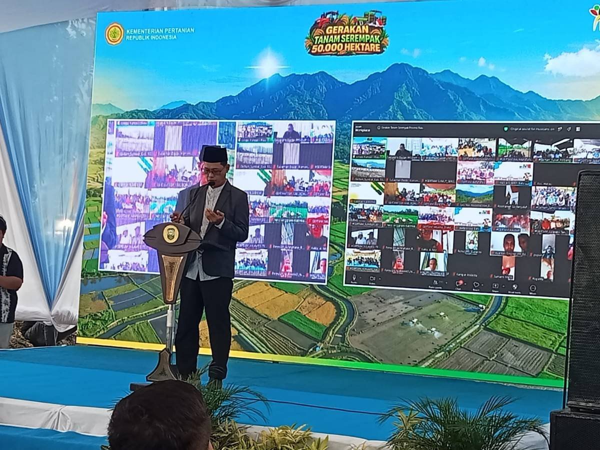 Perkuat Dimensi Spiritual Ketahanan Pangan, Kepala KUA Sabak Auh Pimpin Doa Gerakan Nasional 50.000 Ha