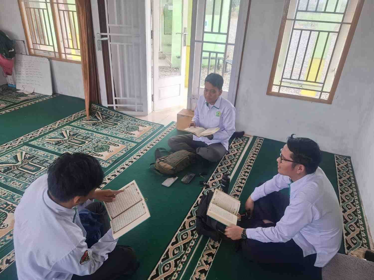 KUA Pamatang Silimahuta Fasilitasi Muzakarah Keagamaan : Penghulu Perlu Penuhi Standar Kompetensi Sesuai Jenjang Jabatan