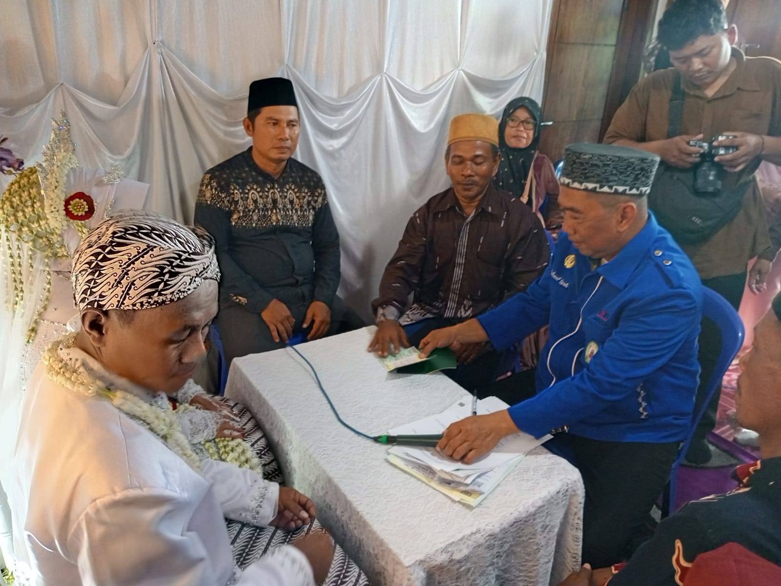 Satu Ijab Kabul, Satu Janji Seumur Hidup: Muhusin dan Heri Susanti Memulai Perjalanan Baru
