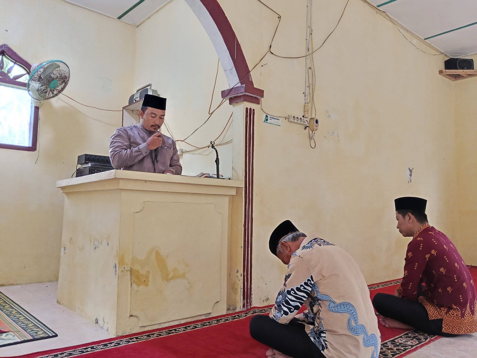 Safari Jum'at KUA Tuhemberua di Ladara, Bahas Amanah Penggunaan Harta