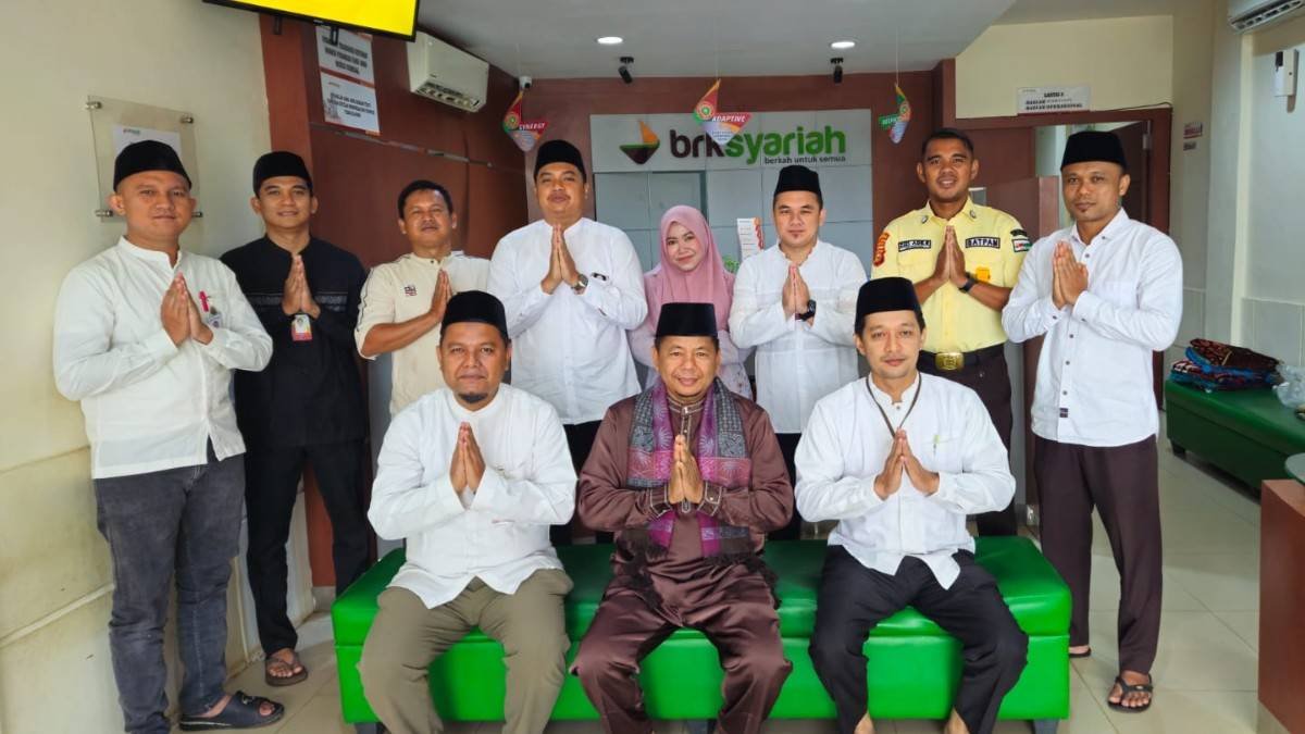 KUA Tapung Hulu Beri Bimbingan Mental dan Tausiyah di BRK Syariah Sukaramai: Usung Tema Leadership with Soul