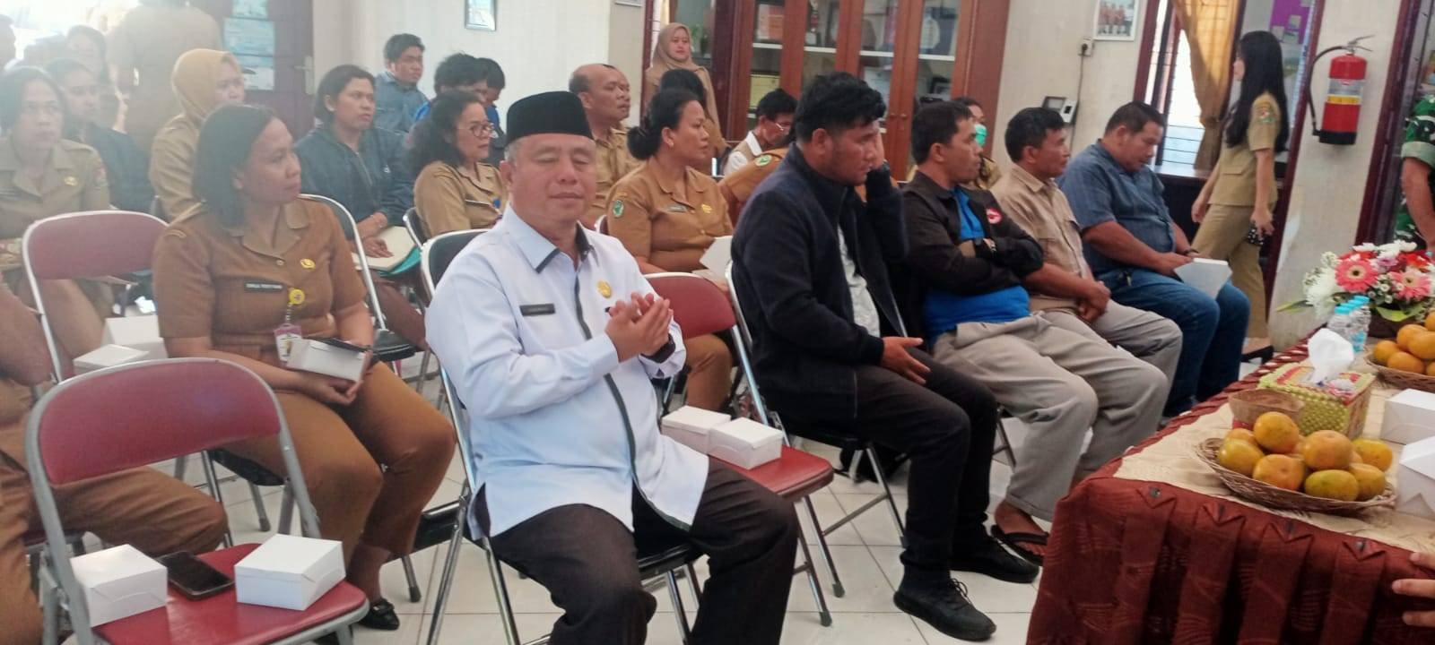 Ketua PC APRI Karo Pimpin Doa pada Acara Penilaian Kecamatan Terbaik Tingkat Kabupaten Karo Tahun 2026