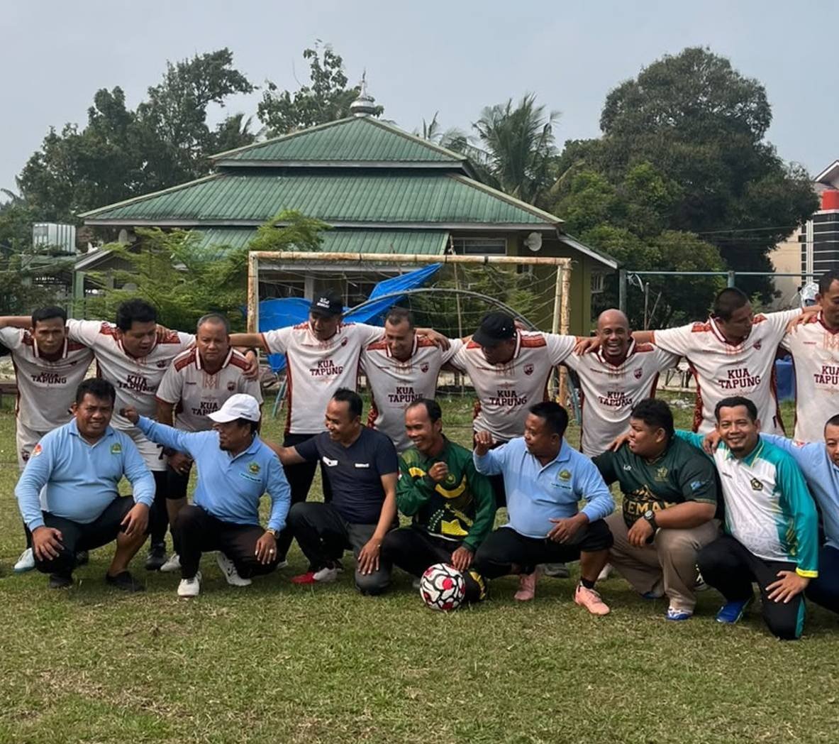Laga Persahabatan Penuh Gengsi, KUA Tapung Hilir Tundukkan KUA Tapung 2-1