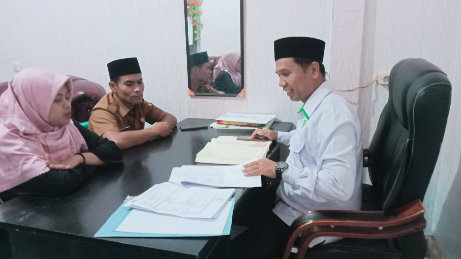 KUA Sidikalang Sampaikan Penguatan Tasamuh dan Empat Pilar Keluarga Sakinah bagi Catin