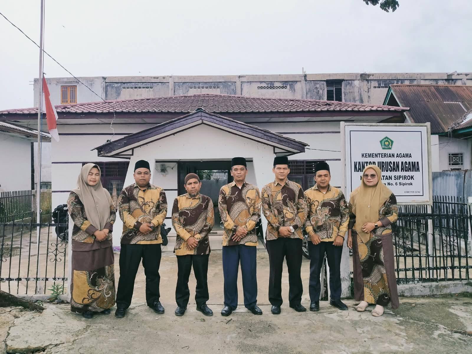 Dari Komitmen Menuju Pelayanan, Kepala KUA Sipirok Dorong Layanan yang Responsif